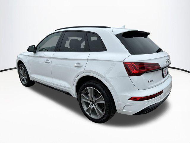 new 2025 Audi Q5 car, priced at $47,351