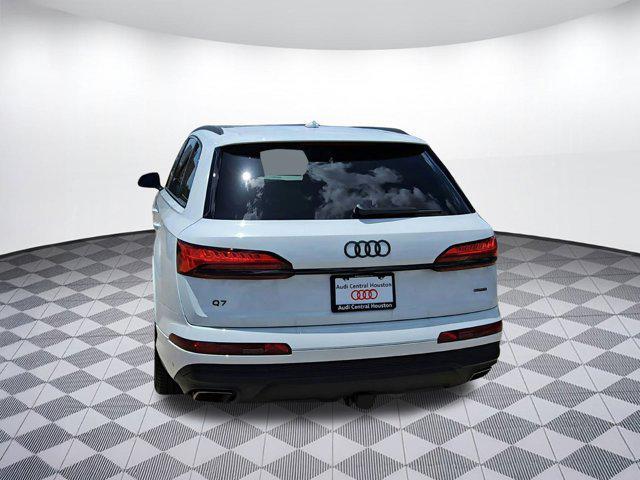 new 2025 Audi Q7 car, priced at $72,021