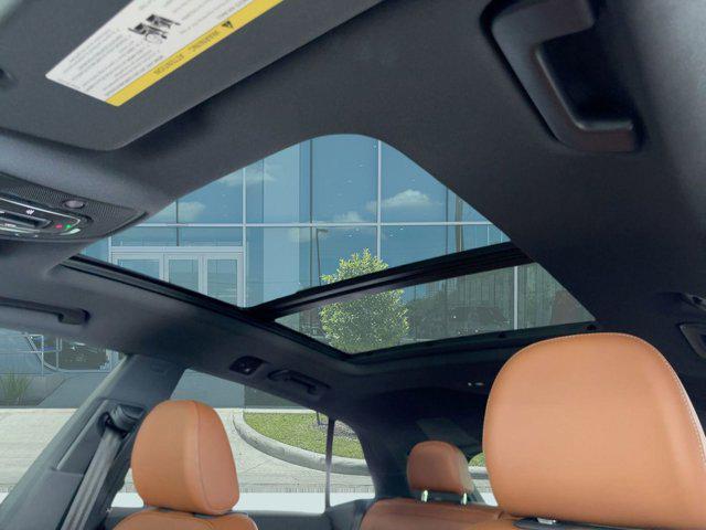 new 2025 Audi Q8 car, priced at $81,381