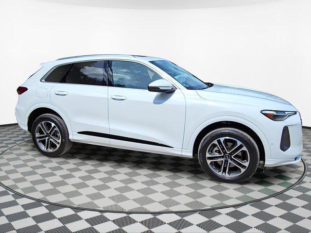 new 2025 Audi Q5 car, priced at $58,681