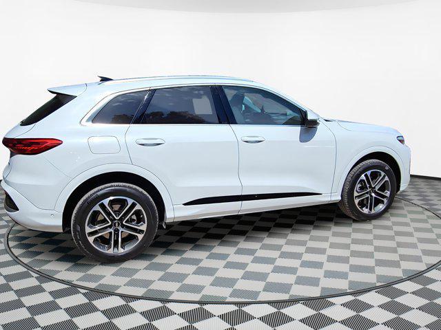 new 2025 Audi Q5 car, priced at $58,681