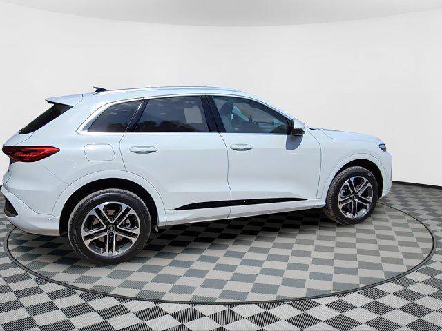new 2025 Audi Q5 car, priced at $58,681