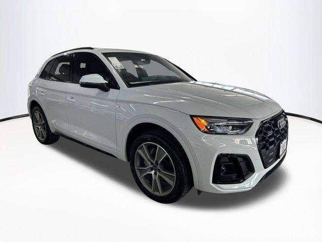 new 2025 Audi Q5 car, priced at $47,881