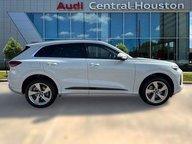 new 2025 Audi Q5 car, priced at $55,511