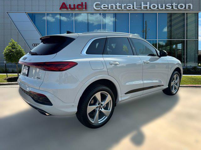 new 2025 Audi Q5 car, priced at $55,511