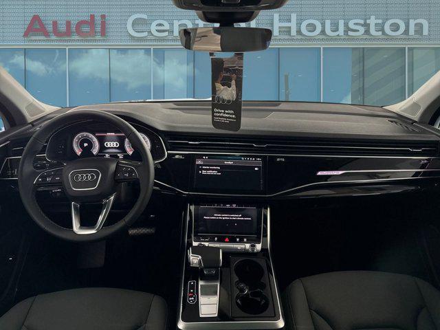 new 2025 Audi Q7 car, priced at $71,241