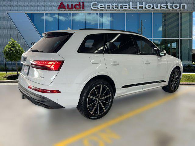 new 2025 Audi Q7 car, priced at $68,741