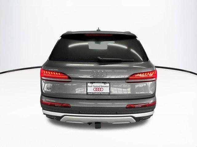 new 2025 Audi Q7 car, priced at $71,861