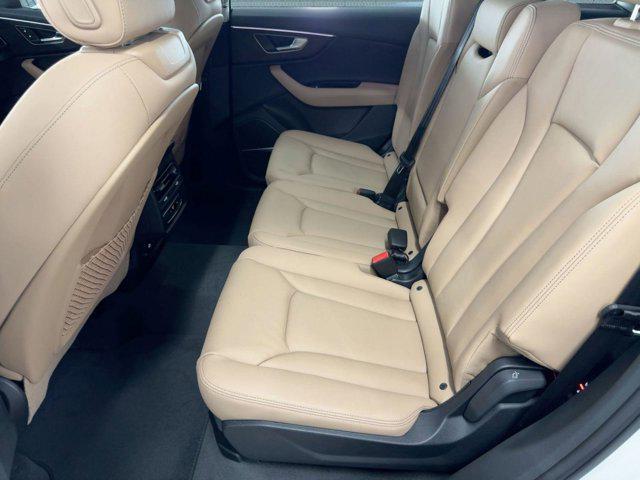new 2026 Audi Q7 car, priced at $61,281
