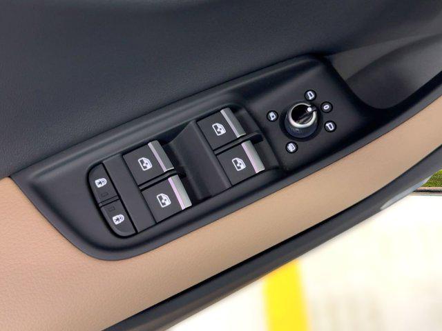 new 2026 Audi Q7 car, priced at $61,281