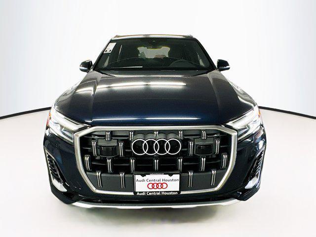 new 2025 Audi Q7 car, priced at $73,521