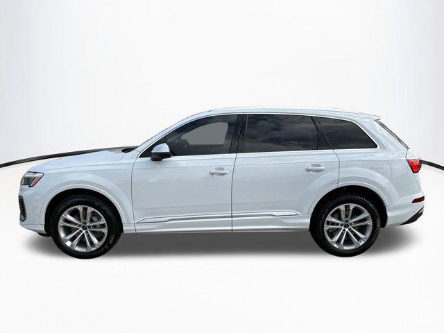 new 2025 Audi Q7 car, priced at $71,011