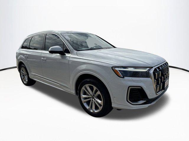 new 2025 Audi Q7 car, priced at $71,011