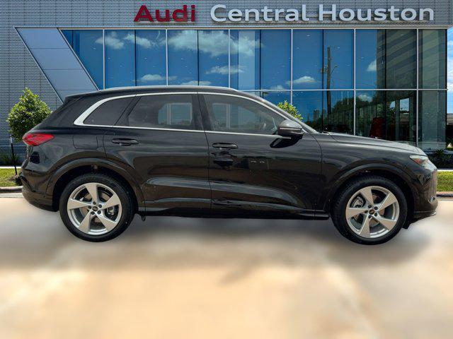 new 2025 Audi Q5 car, priced at $59,131