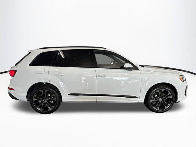 new 2025 Audi Q7 car, priced at $73,941