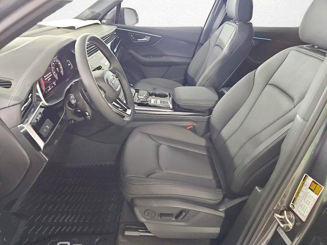 new 2025 Audi Q7 car, priced at $69,681