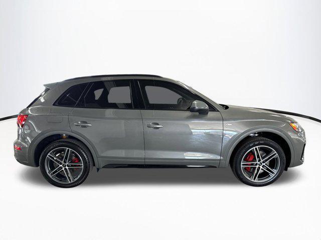 new 2025 Audi Q5 car, priced at $65,221