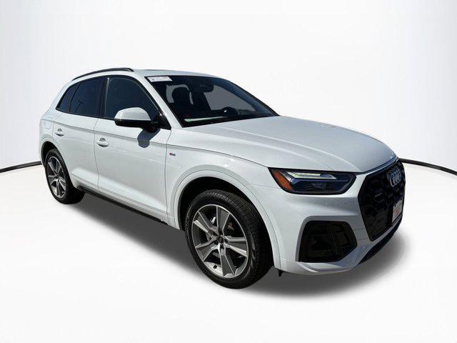 new 2025 Audi Q5 car, priced at $50,011