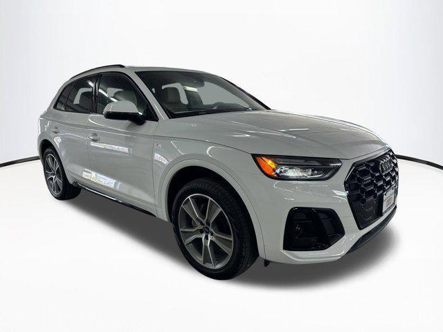 new 2025 Audi Q5 car, priced at $47,351