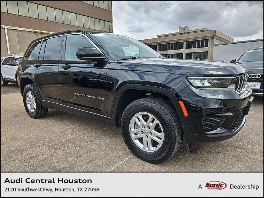 used 2022 Jeep Grand Cherokee car, priced at $30,996