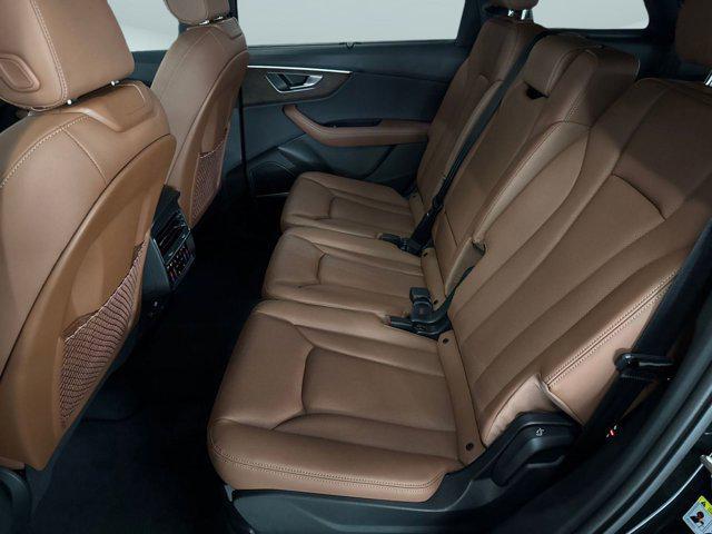 new 2025 Audi Q7 car, priced at $68,941