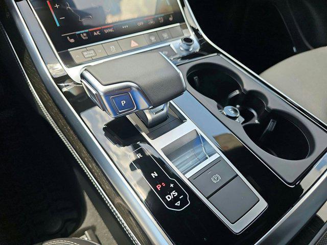 new 2025 Audi Q7 car, priced at $71,491