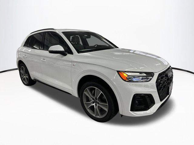 new 2025 Audi Q5 car, priced at $47,751