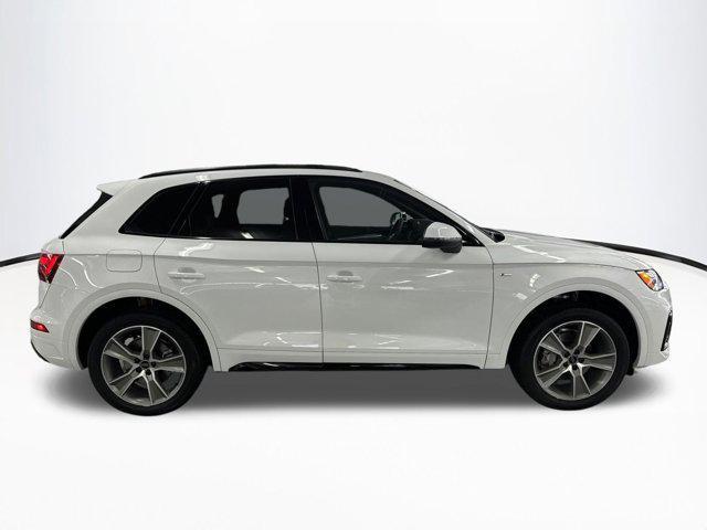 new 2025 Audi Q5 car, priced at $47,751