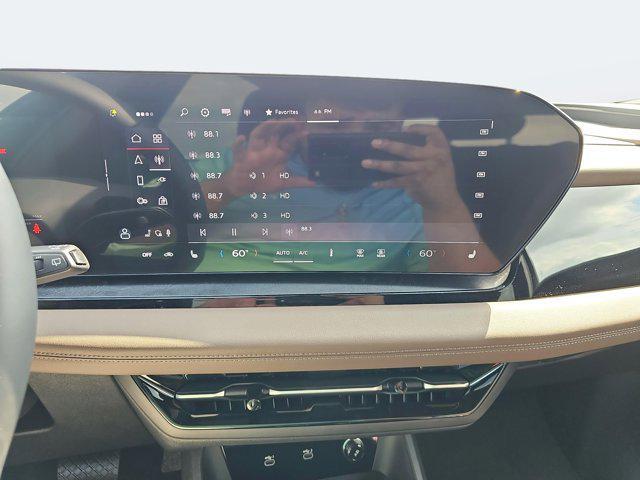 new 2025 Audi Q6 e-tron car, priced at $69,081