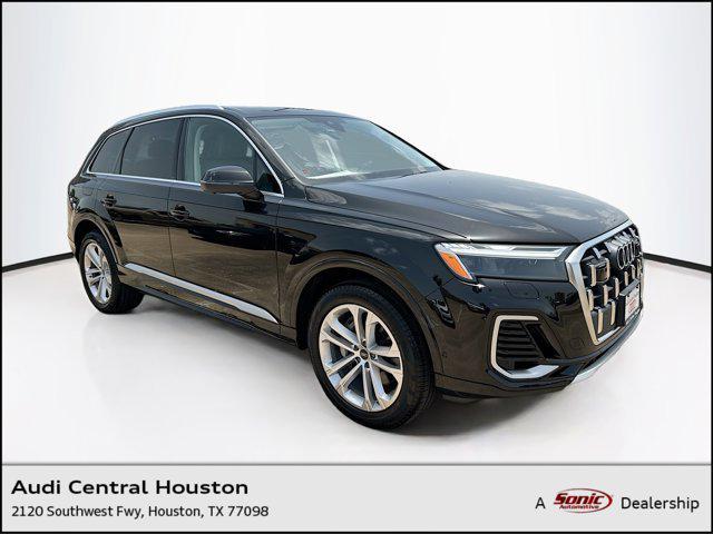 new 2025 Audi Q7 car, priced at $71,952