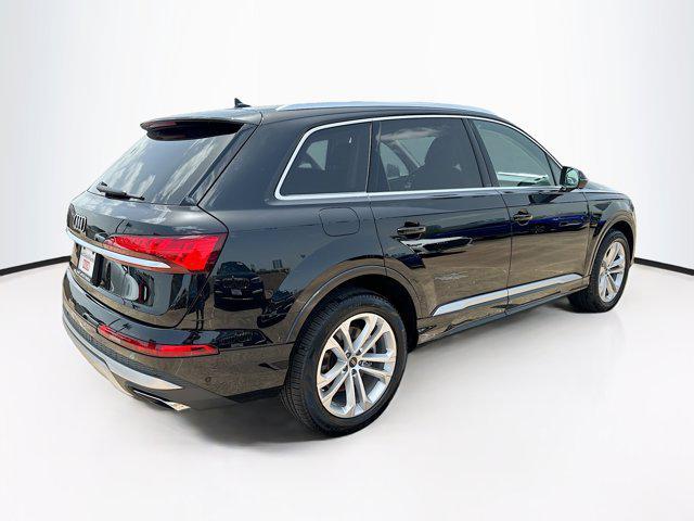 new 2025 Audi Q7 car, priced at $71,952