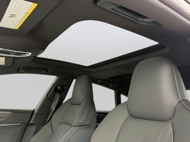 new 2025 Audi S7 car, priced at $97,350