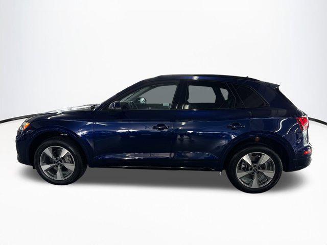 new 2025 Audi Q5 car, priced at $45,221