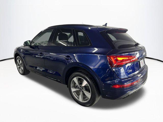 new 2025 Audi Q5 car, priced at $45,221