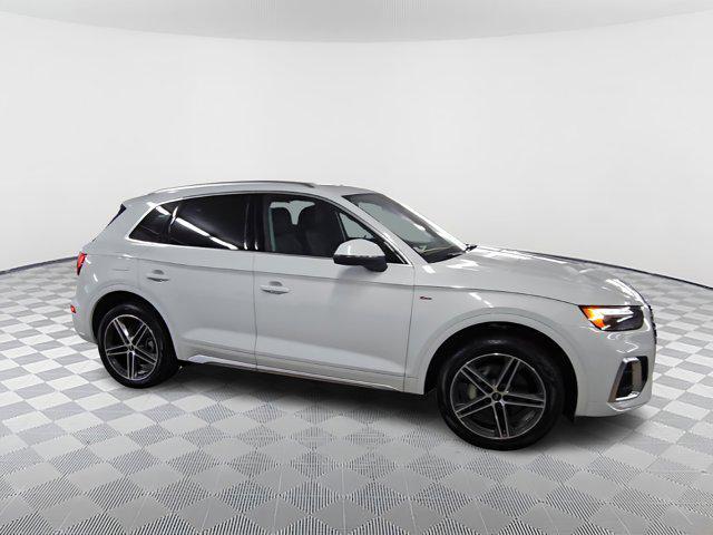 new 2025 Audi Q5 car, priced at $60,421