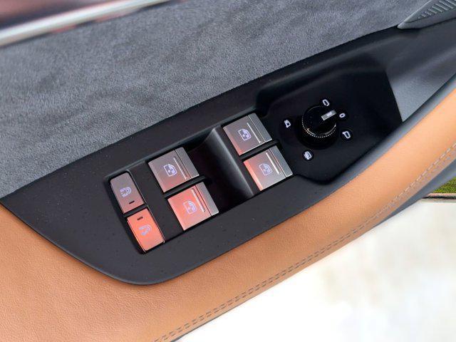 new 2026 Audi RS 6 Avant car, priced at $154,590