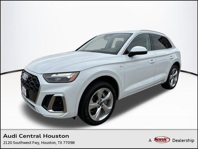 new 2025 Audi Q5 car, priced at $56,081