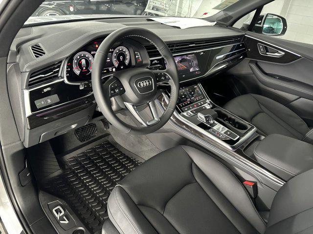 new 2025 Audi Q7 car, priced at $69,731