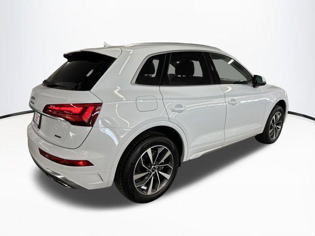 new 2025 Audi Q5 car, priced at $47,791