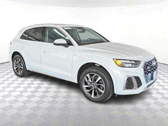 new 2025 Audi Q5 car, priced at $50,971