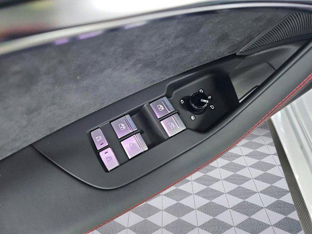 new 2025 Audi RS 6 Avant car, priced at $143,781