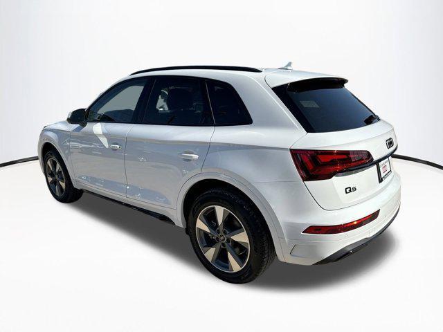 new 2025 Audi Q5 car, priced at $50,005