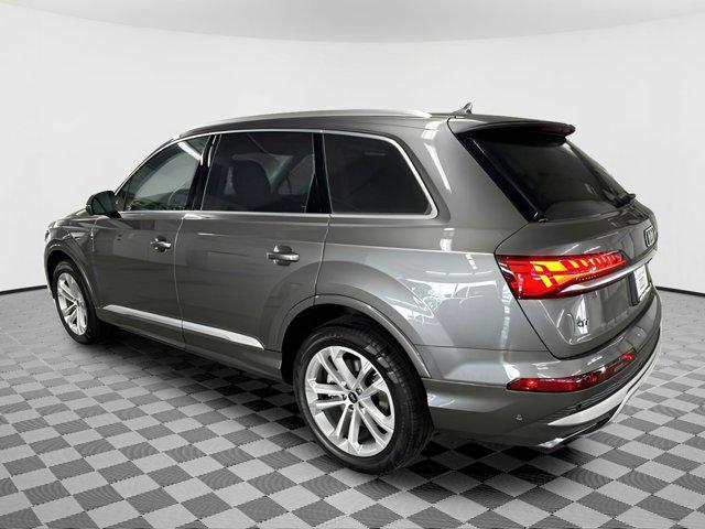 new 2025 Audi Q7 car, priced at $71,011