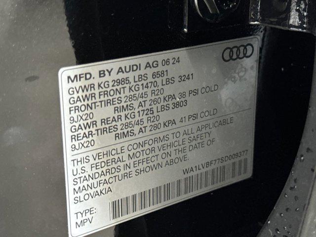 new 2025 Audi Q7 car, priced at $69,811