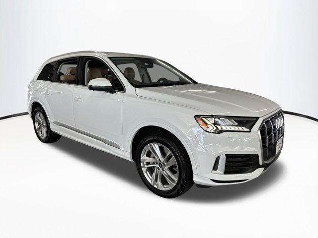 used 2024 Audi Q7 car, priced at $52,999