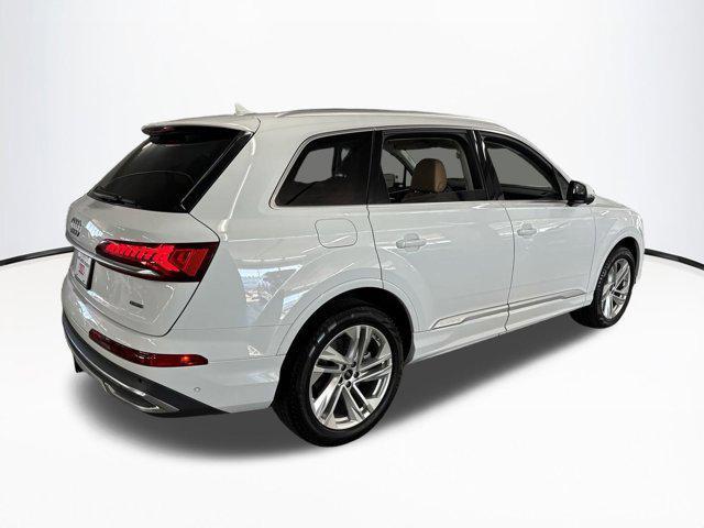 used 2024 Audi Q7 car, priced at $52,999