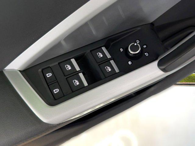 used 2024 Audi Q3 car, priced at $33,998