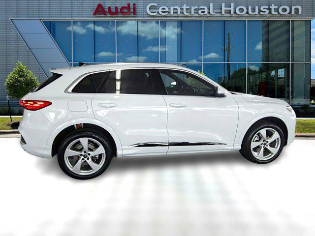 new 2025 Audi Q5 car, priced at $55,822