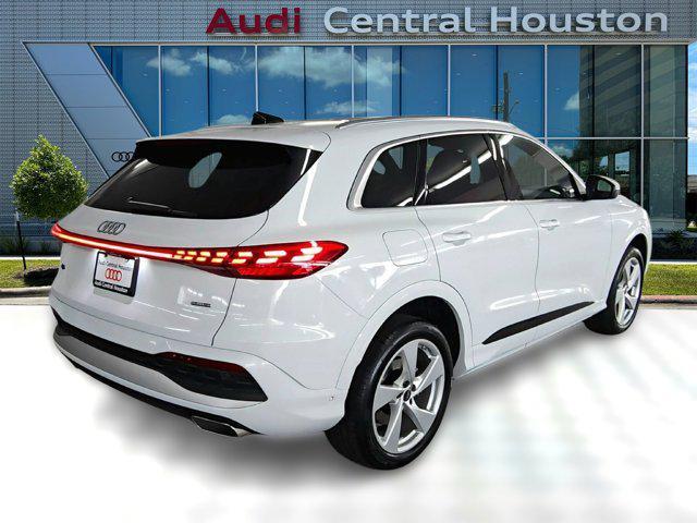 new 2025 Audi Q5 car, priced at $55,822