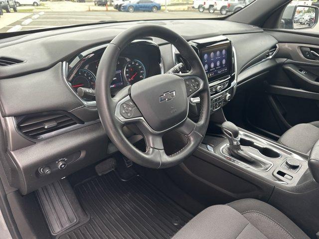 used 2023 Chevrolet Traverse car, priced at $28,988